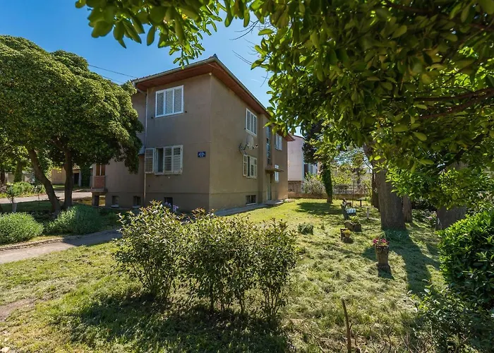 Διαμέρισμα Apartment Tina - Kolovare Beach