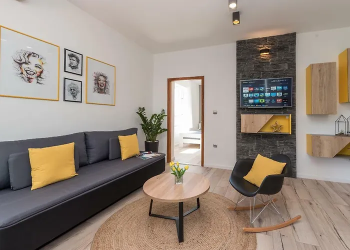 Apartment Tina - Kolovare Beach Διαμέρισμα Ζαντάρ